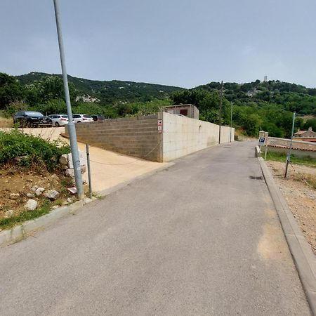 Ulica Dvori Narca 12 Apartment 4+2 Per. Baska  Bagian luar foto
